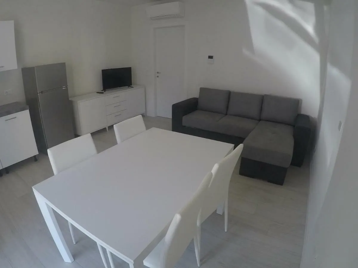Residenza Sun Holiday Caorle Apartment