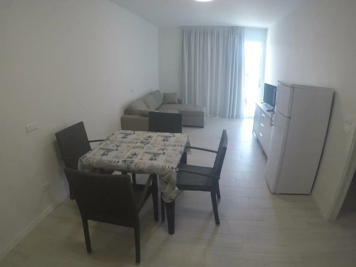 Residenza Sun Holiday Caorle Apartment
